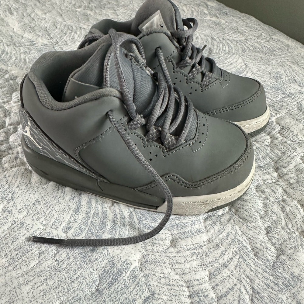 Jordan flight origin basketball sneakers